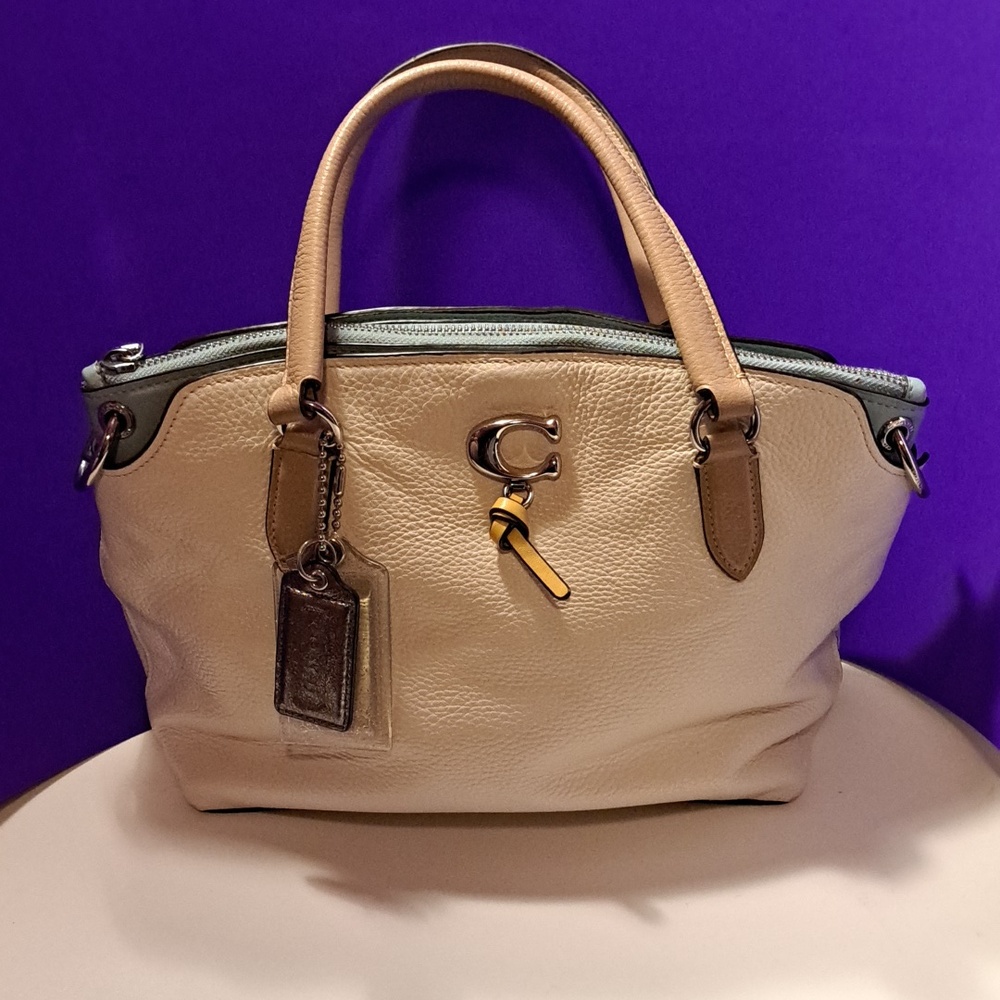 Coach Remi Satchel in Colorblock..spring Time Love🥰🤩💜🩵🤍❤️‍🔥❤️